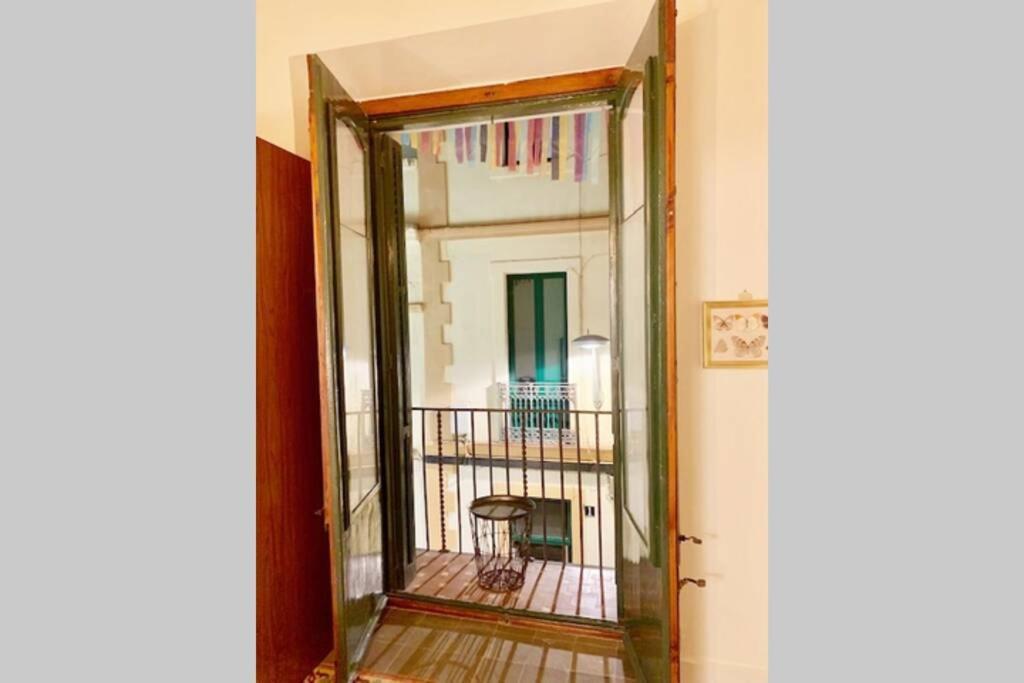 Cozy Studio With Balcony In The Best Place Lägenhet Sitges Exteriör bild